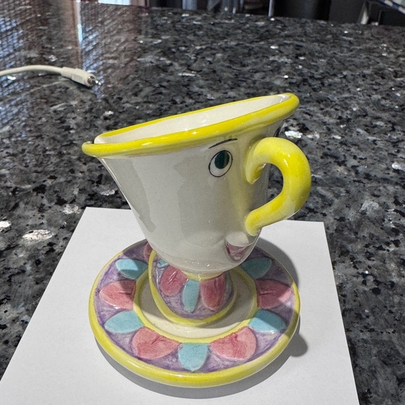 🎩✨ Vintage Disney "Chip Potts" Teacup Figurine from Beauty and the Beast 🎩✨ - Picture 3 of 13